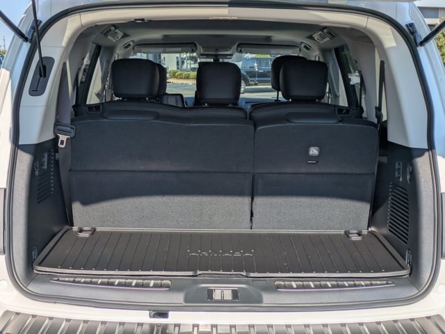 2024 Nissan Armada Platinum photo 11