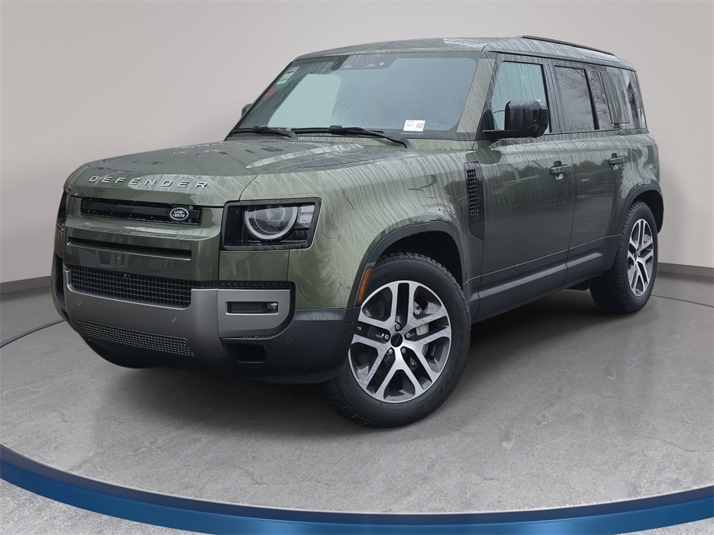 2026 Land Rover Defender S's photo