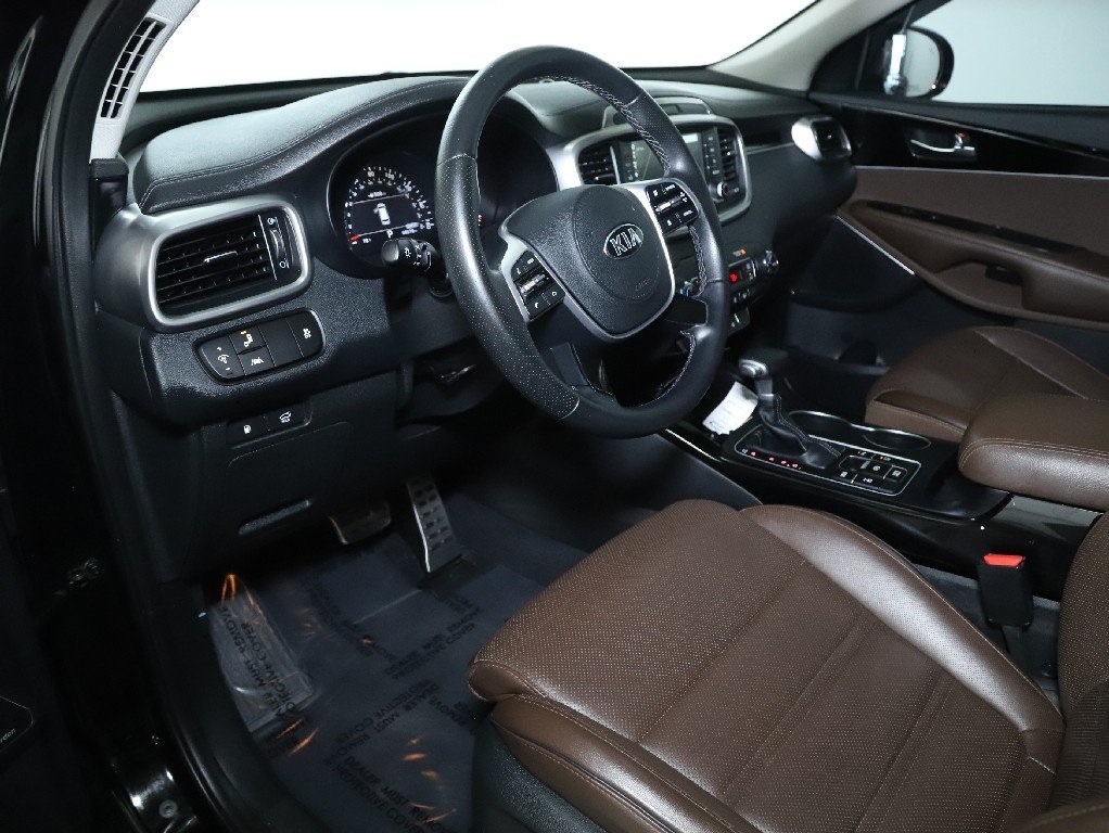 2020 Kia Sorento SX photo 17