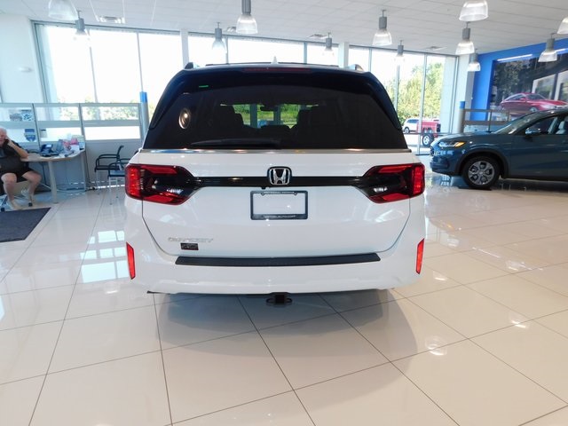 2026 Honda Odyssey EX-L photo 3