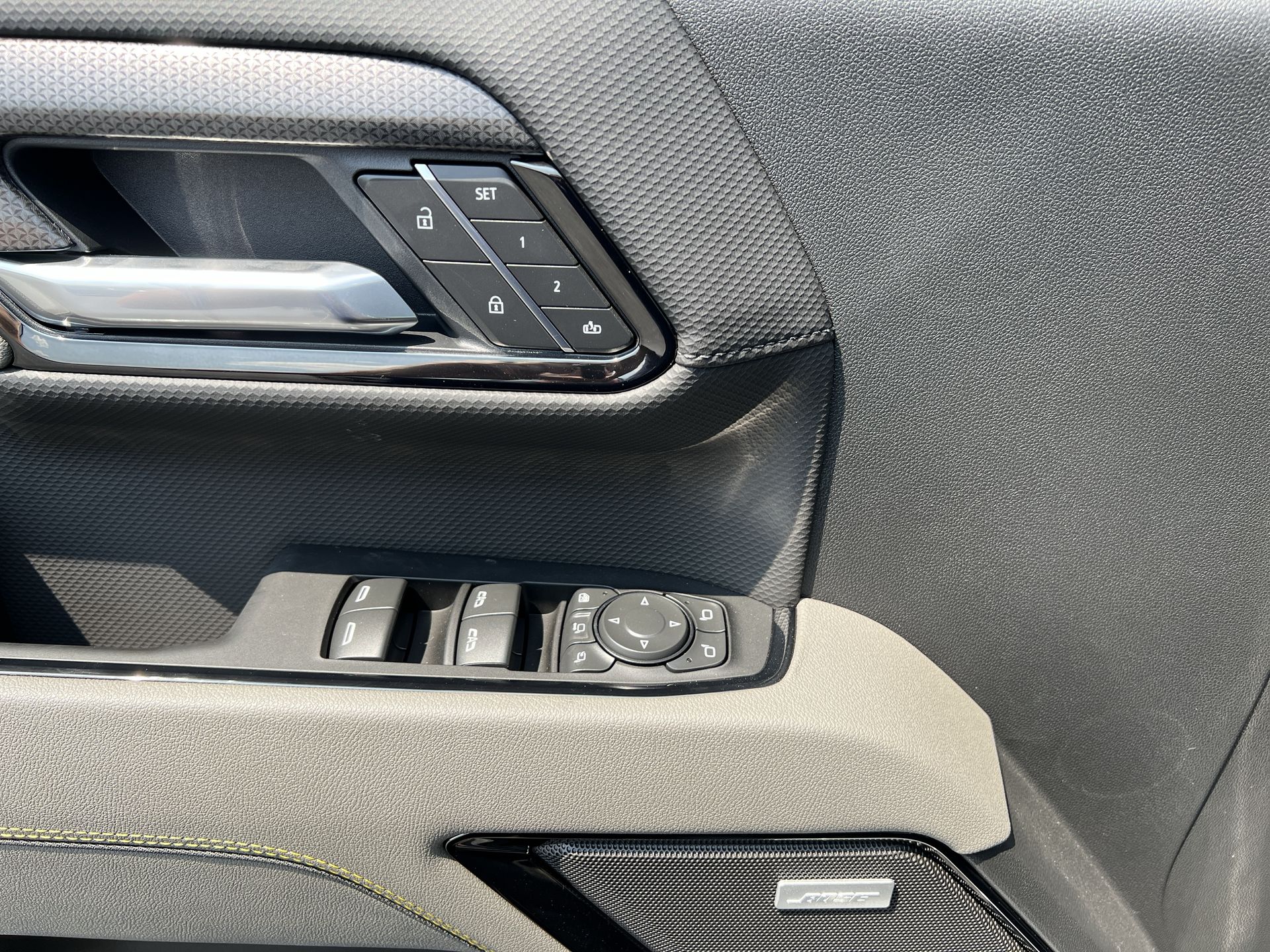 2025 Chevrolet Silverado 2500HD ZR2 photo 13