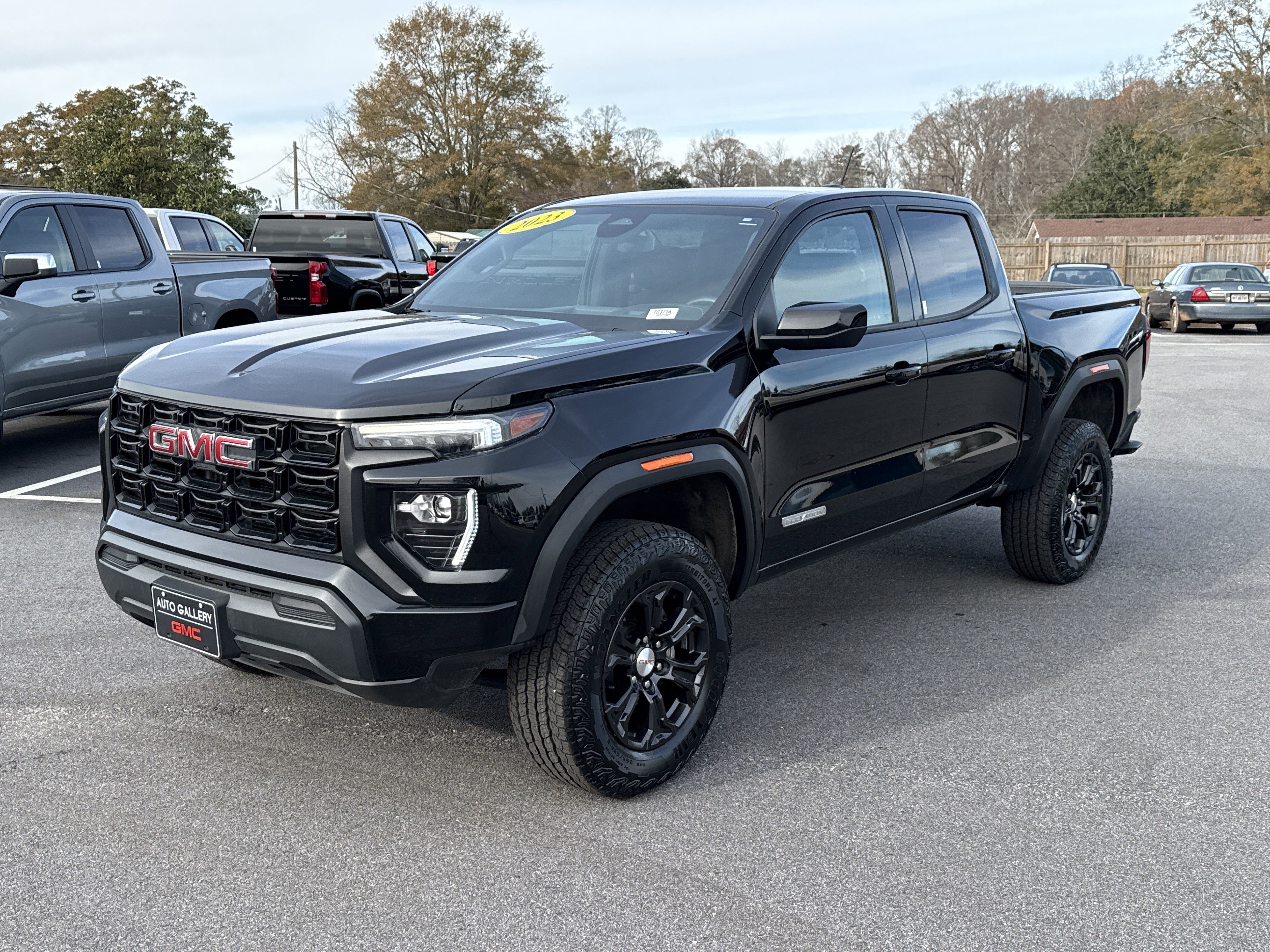 2023 GMC Canyon Elevation's photo
