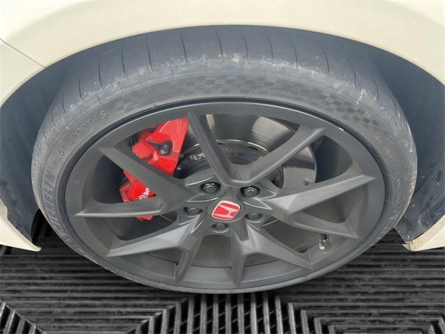2023 Honda Civic Type R photo 9