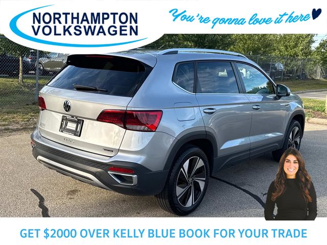 2024 Volkswagen Taos SE photo 4