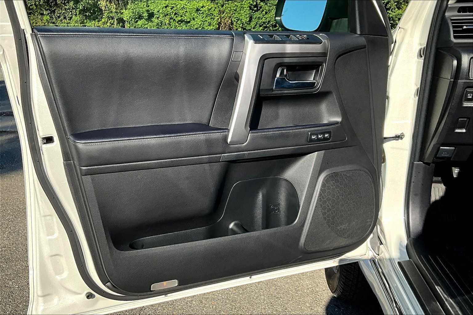 2023 Toyota 4Runner Limited photo 21