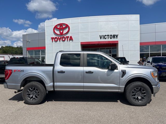 2021 Ford F-150 XL photo 3