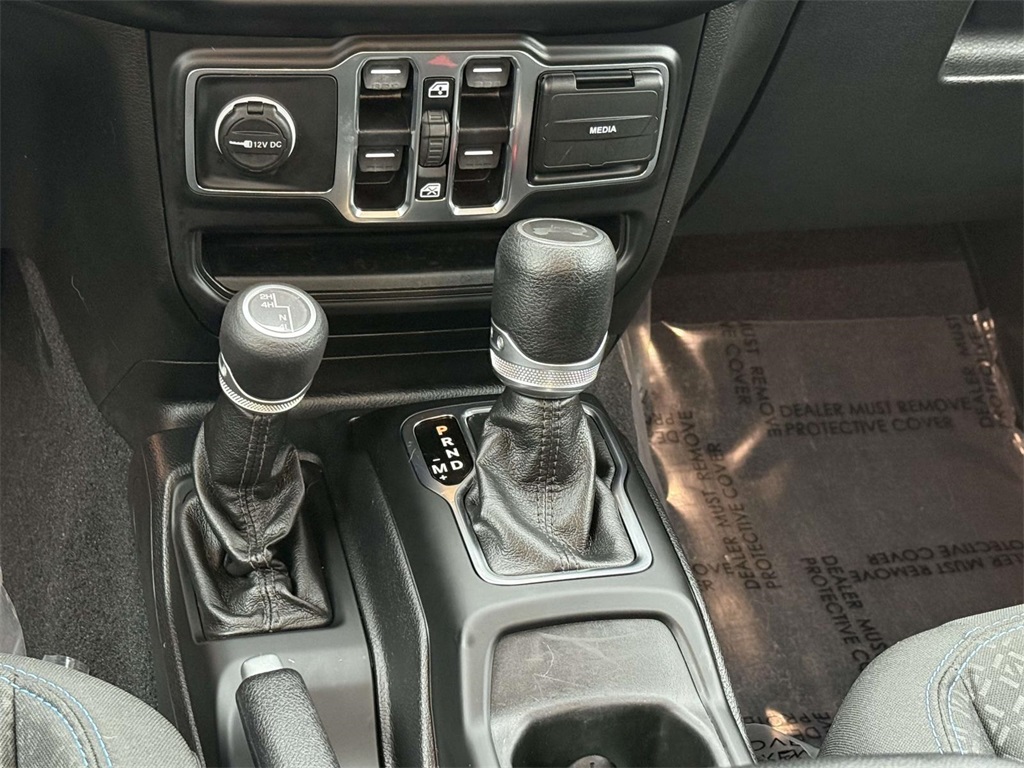2021 Jeep Wrangler Unlimited Islander photo 20