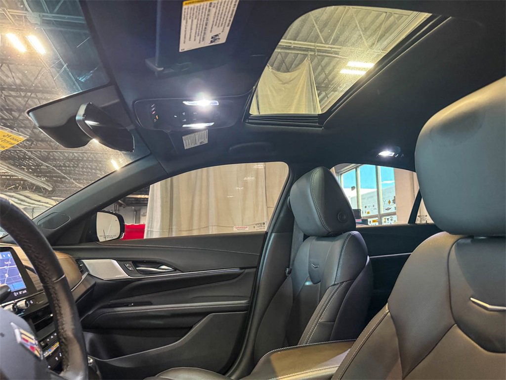 2022 Cadillac CT4 Premium Luxury photo 3