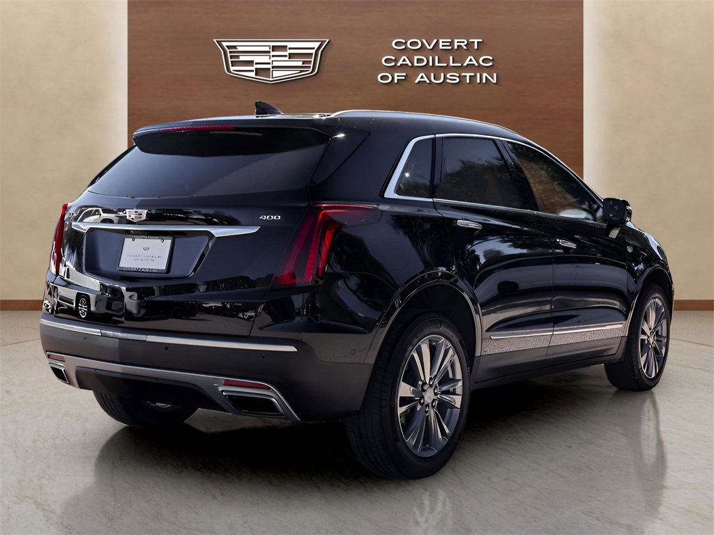 2023 Cadillac XT5 Platinum Premium Luxury photo 3