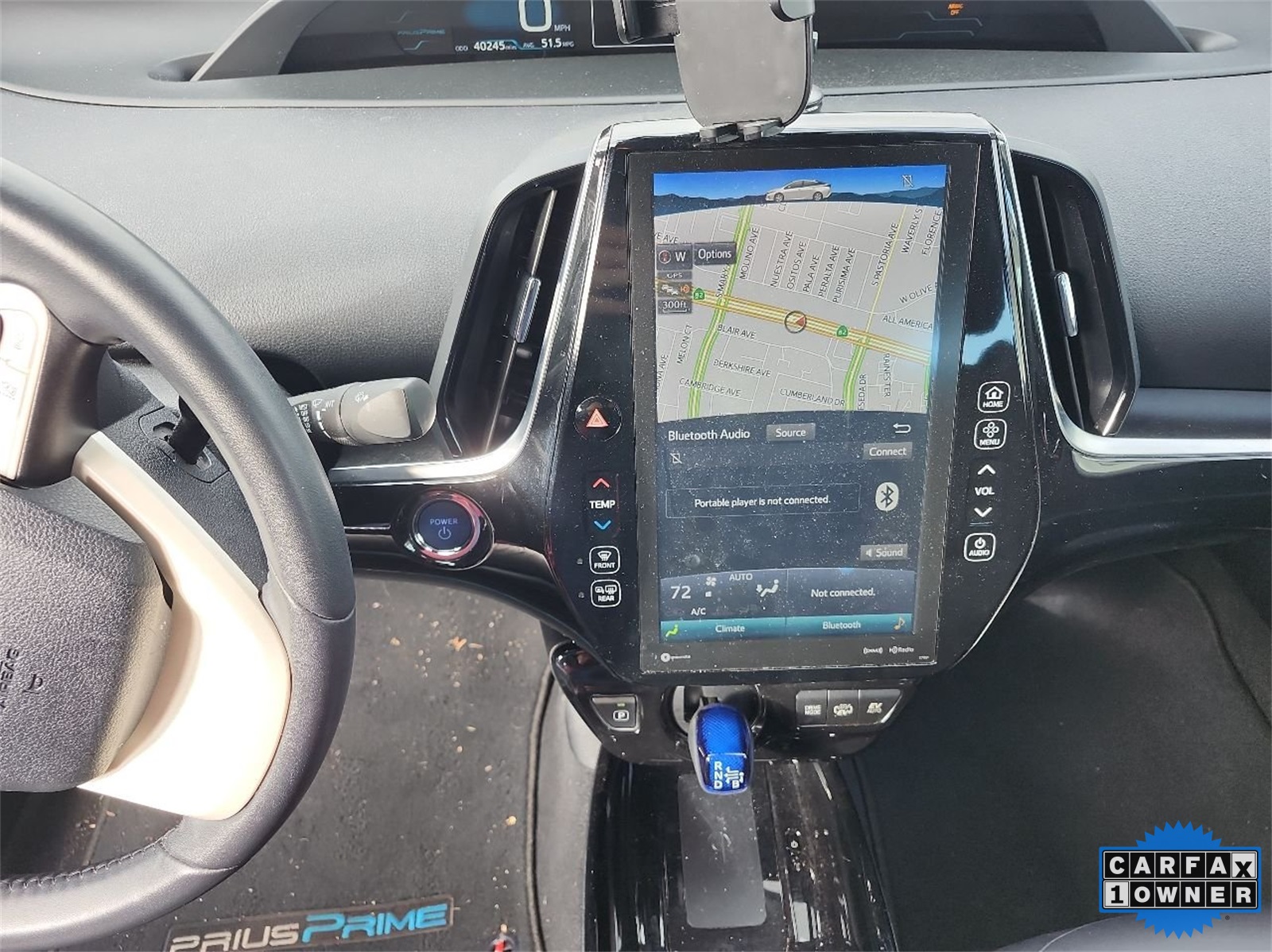 2018 Toyota Prius Prime Premium photo 4