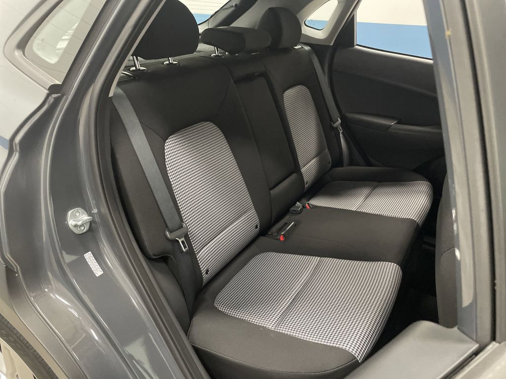 2023 Hyundai Kona SE photo 23