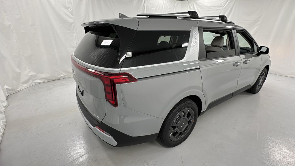 2026 Kia Carnival EX photo 2