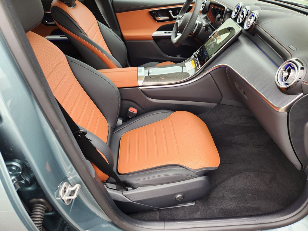 2026 Mercedes Benz GLC 300 4MATIC photo 14