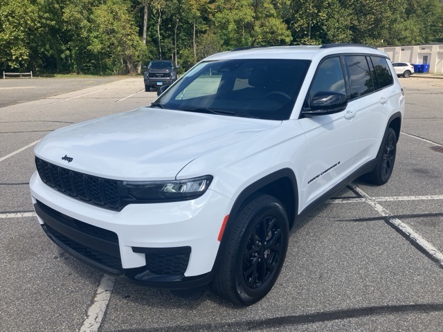 2024 Jeep Grand Cherokee L Altitude's photo