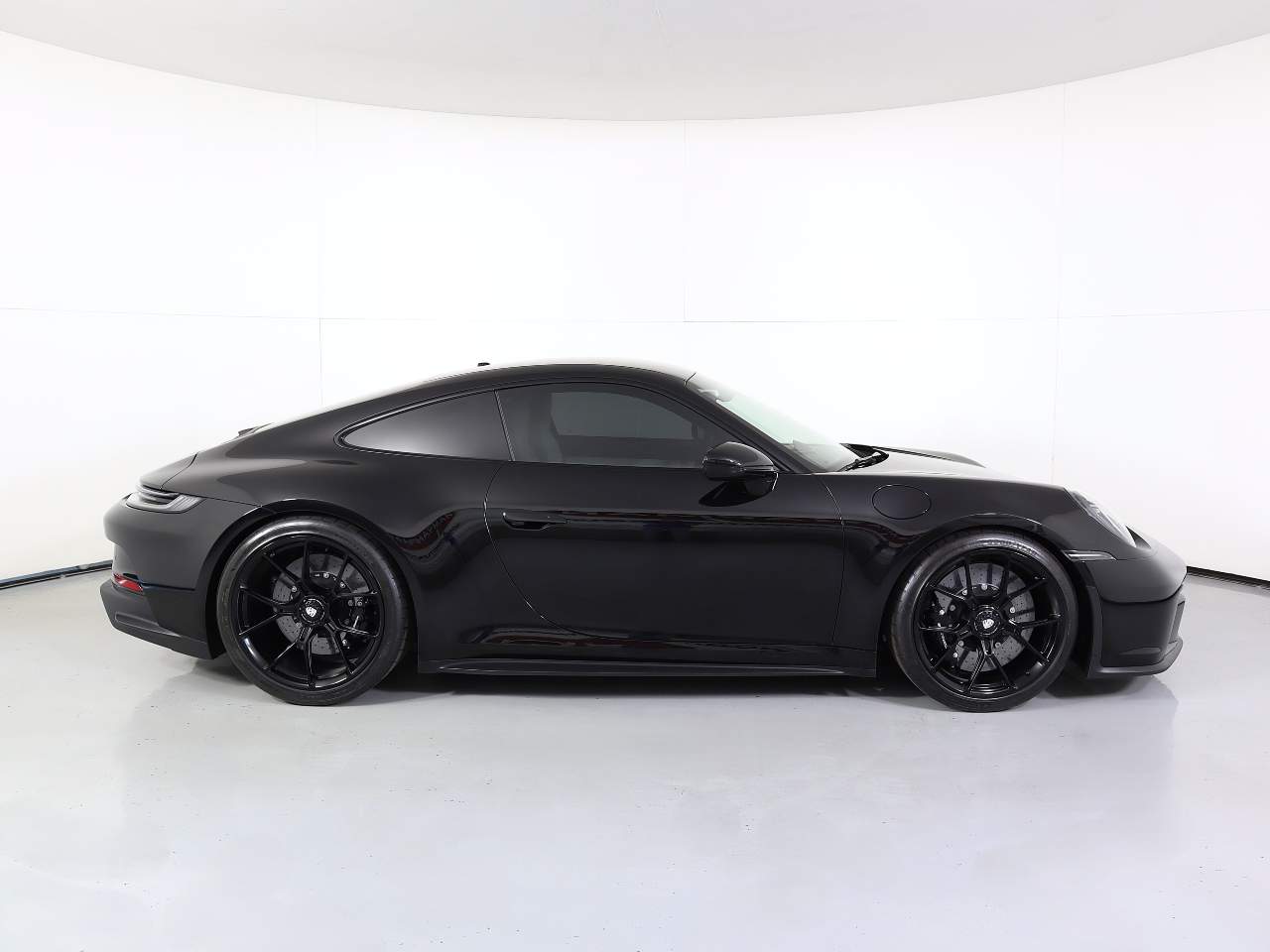 2024 Porsche 911 GT3 Touring photo 8