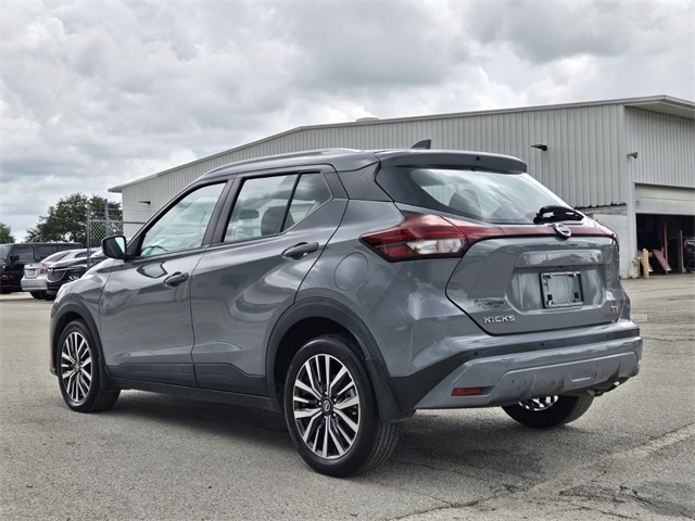 2021 Nissan Kicks SV photo 5
