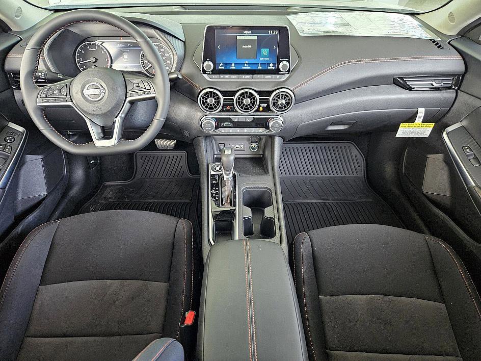 2025 Nissan Sentra SR photo 10