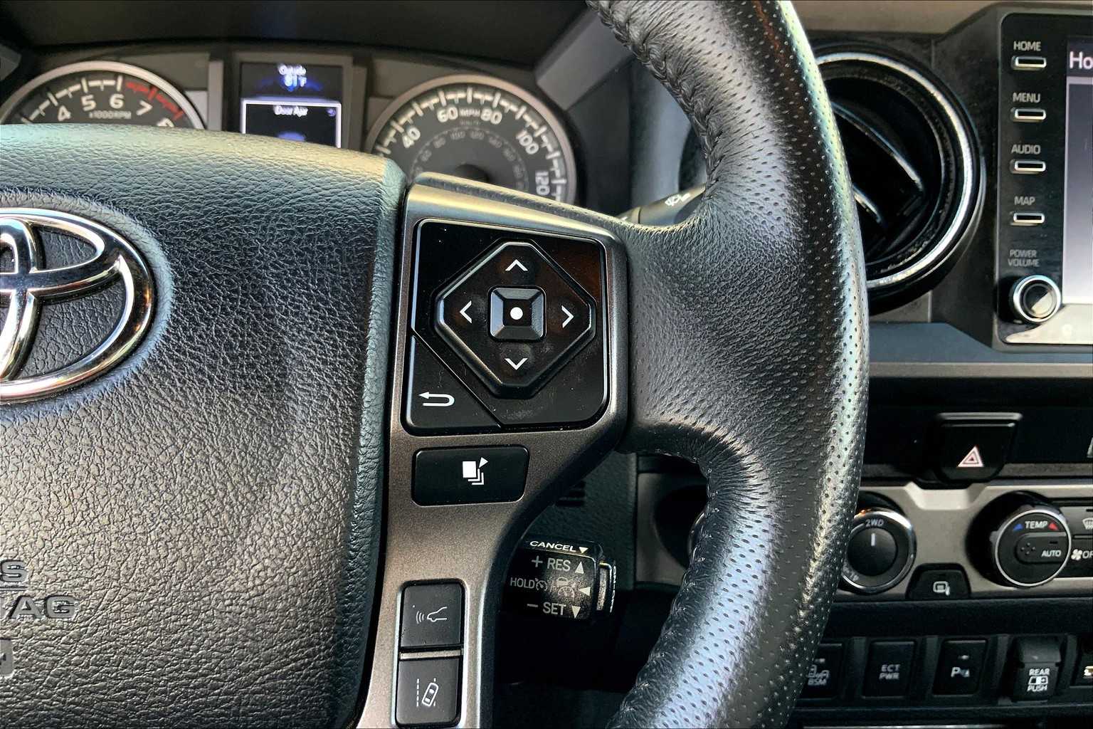 2023 Toyota Tacoma TRD photo 23