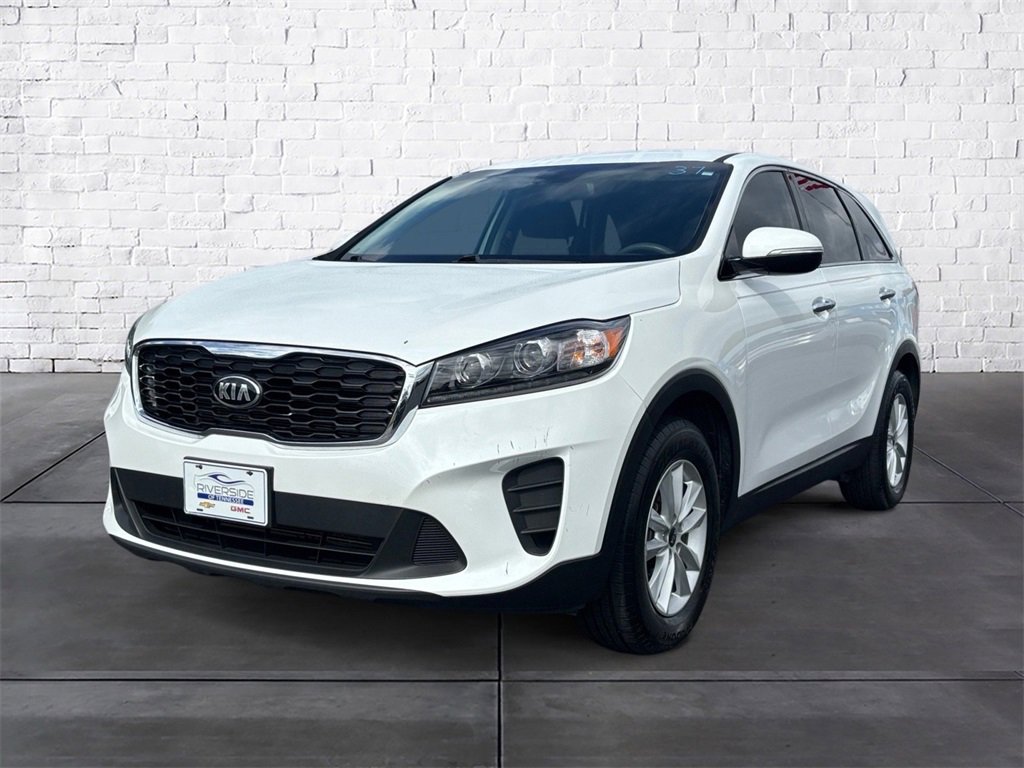 2020 Kia Sorento LX S photo 2