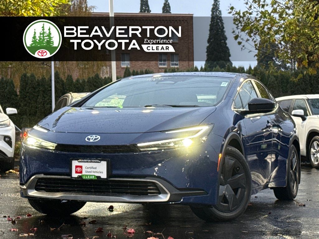 2024 Toyota Prius Prime SE's photo