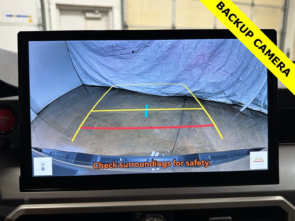 2024 Toyota Tacoma photo 27