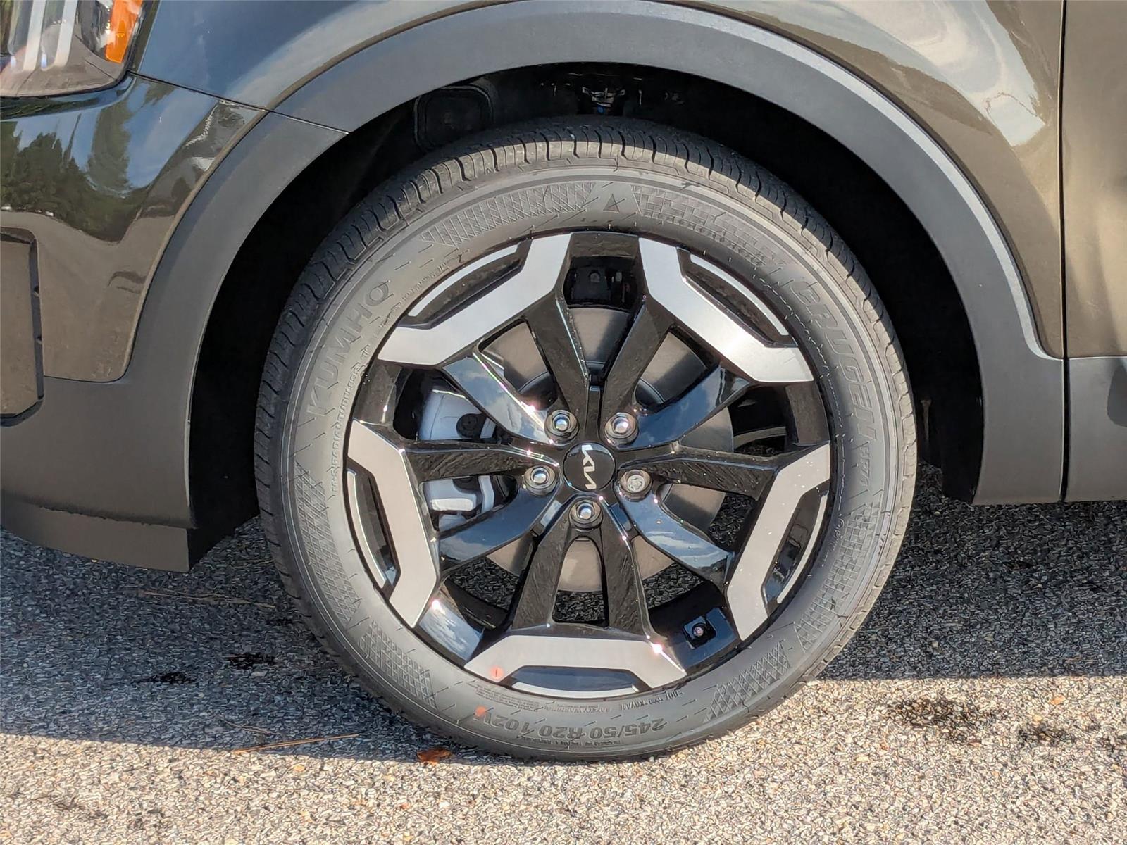 2025 Kia Telluride S photo 3