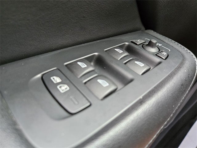 2023 Volvo S60 Recharge T8 Plus photo 28
