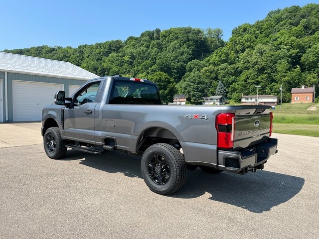2025 Ford F-250 XL photo 3