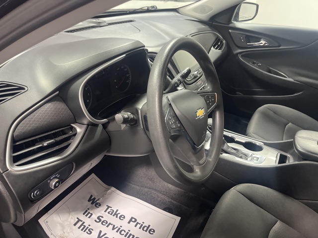 2024 Chevrolet Malibu 1LT photo 9