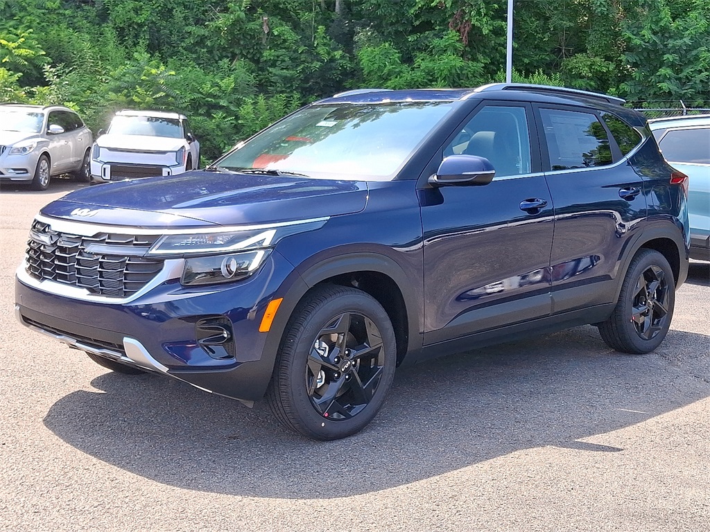 2026 Kia Seltos EX photo 3