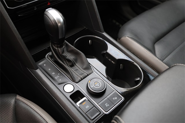 2023 Volkswagen Atlas V6 SEL Premium R-Line photo 18