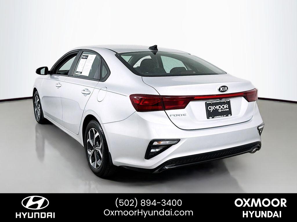 2021 Kia Forte LXS photo 2