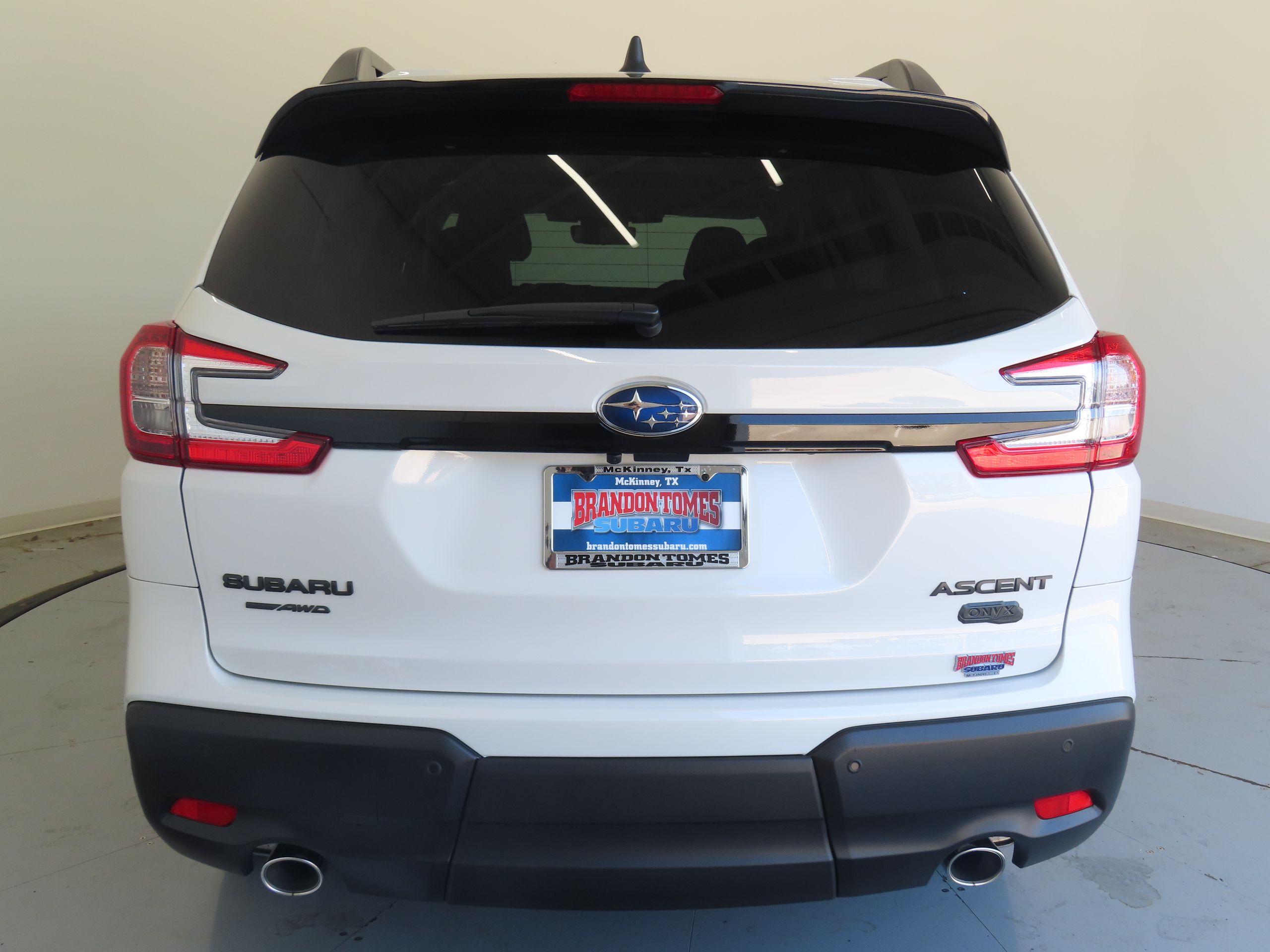 2025 Subaru Ascent Onyx Edition photo 4