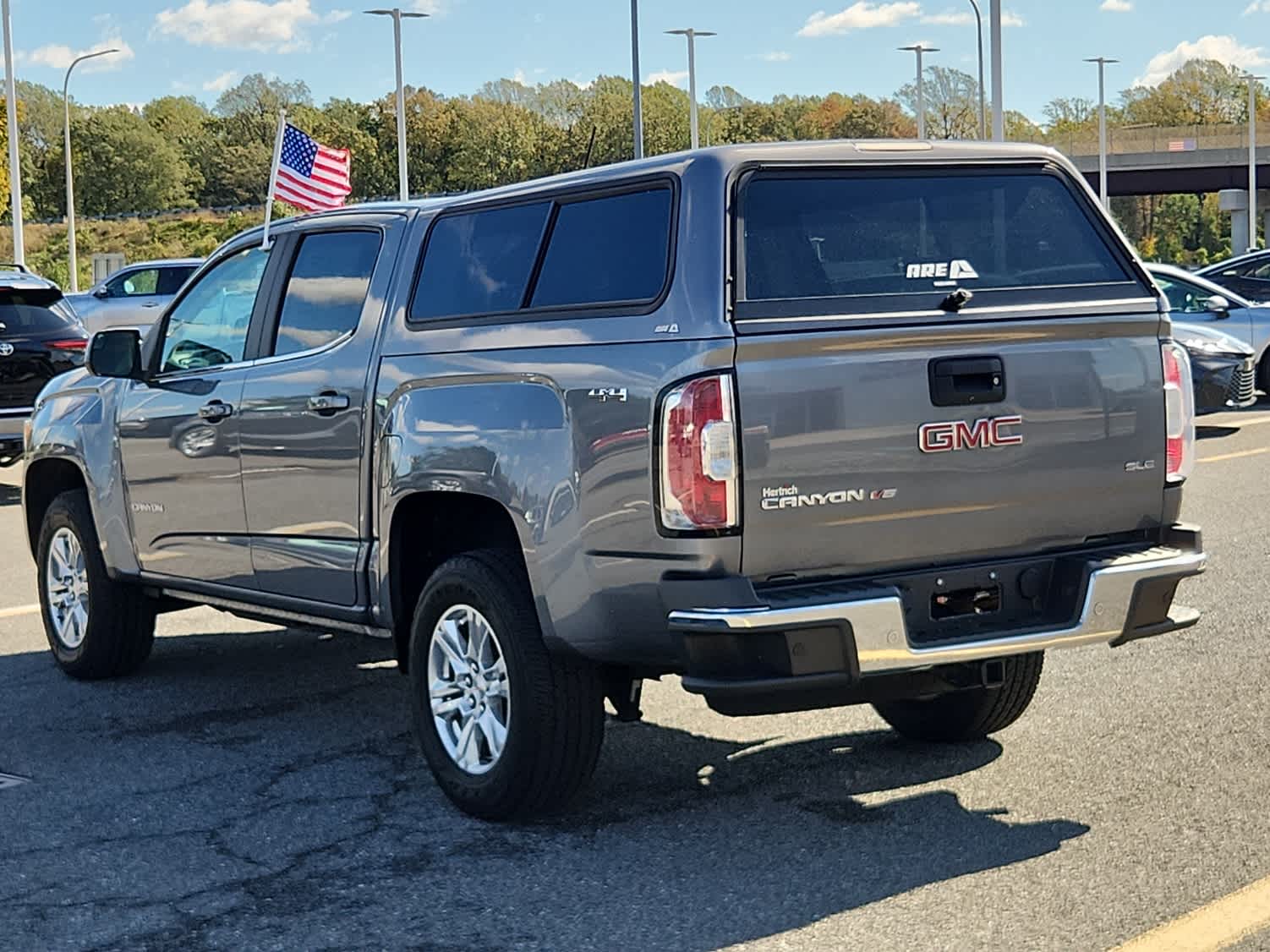 2020 Gmc Canyon SLE photo 4