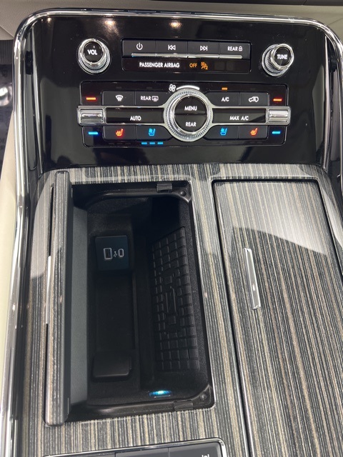 2023 Lincoln Navigator Black Label photo 11