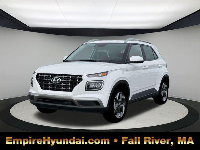 2026 Hyundai Venue SEL's photo