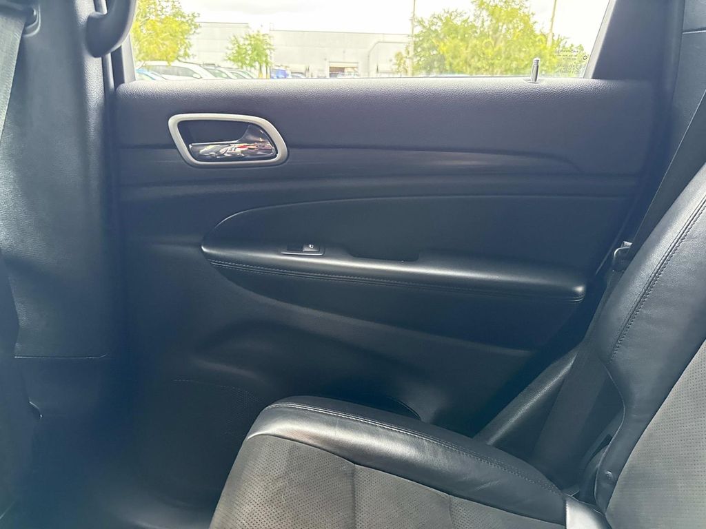 2019 Jeep Grand Cherokee Altitude photo 13