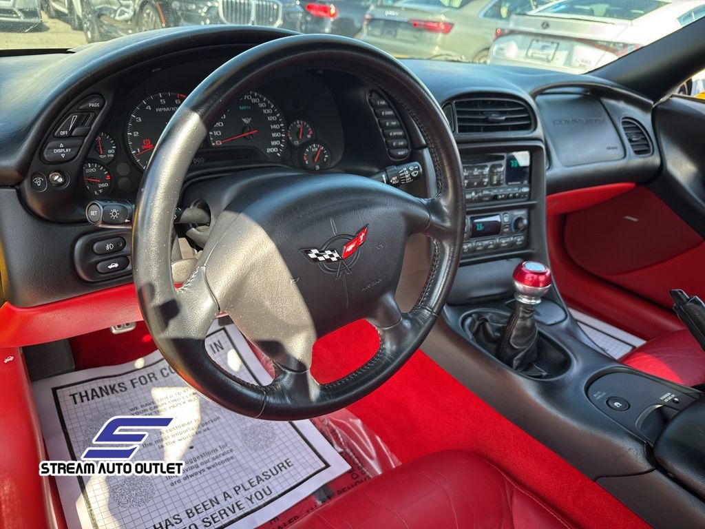 2004 Chevrolet Corvette Base photo 10