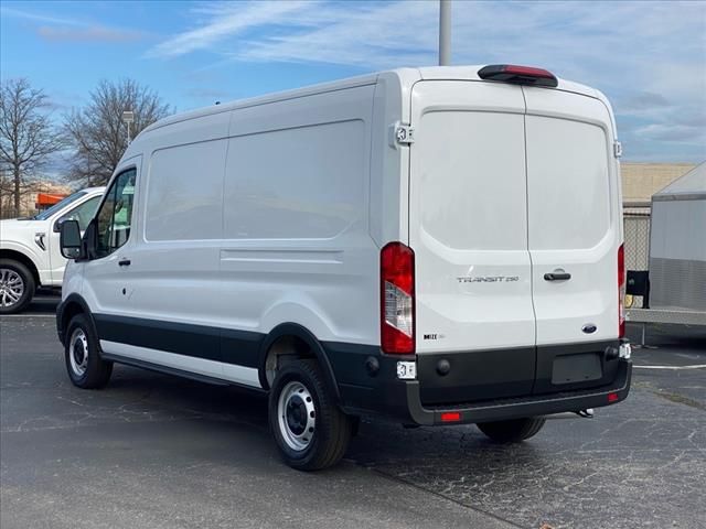 2025 Ford Transit Cargo Van photo 4
