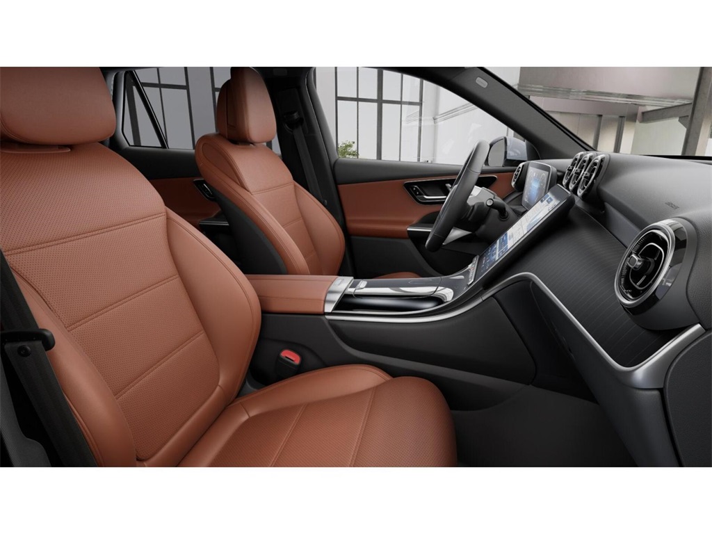 2026 Mercedes Benz GLC 300 4MATIC photo 4