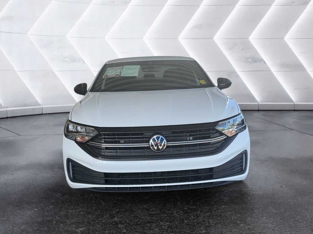 2024 Volkswagen Jetta 1.5T Sport photo 2