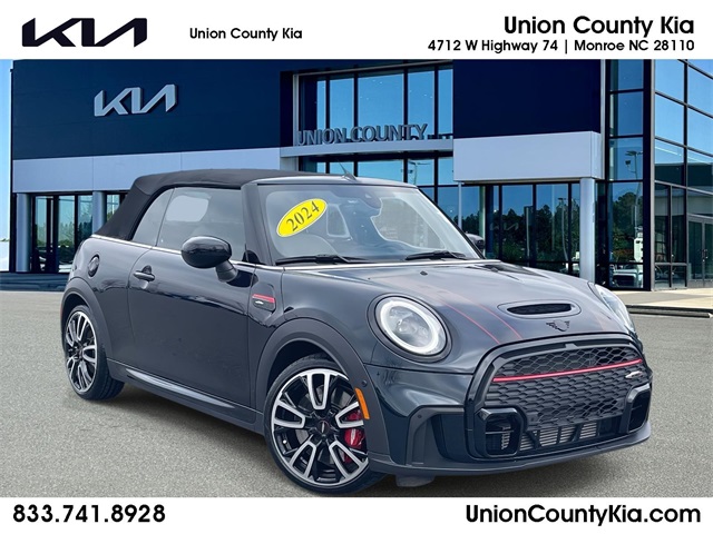 2024 MINI Convertible John Cooper Works's photo