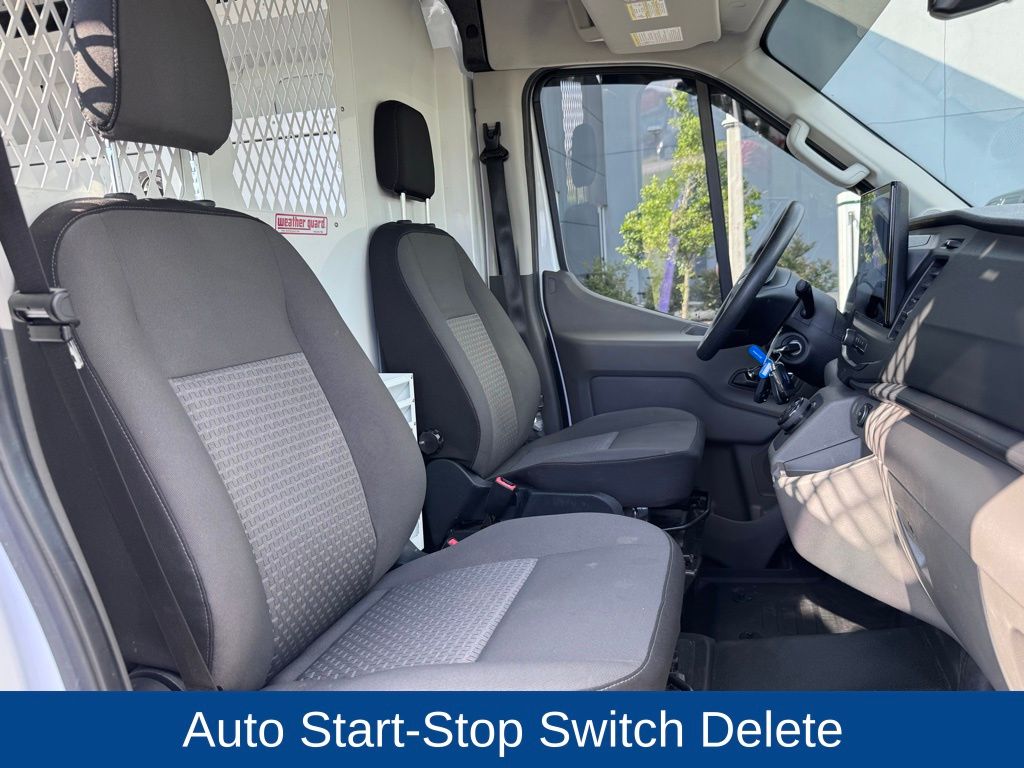 2022 Ford Transit photo 18