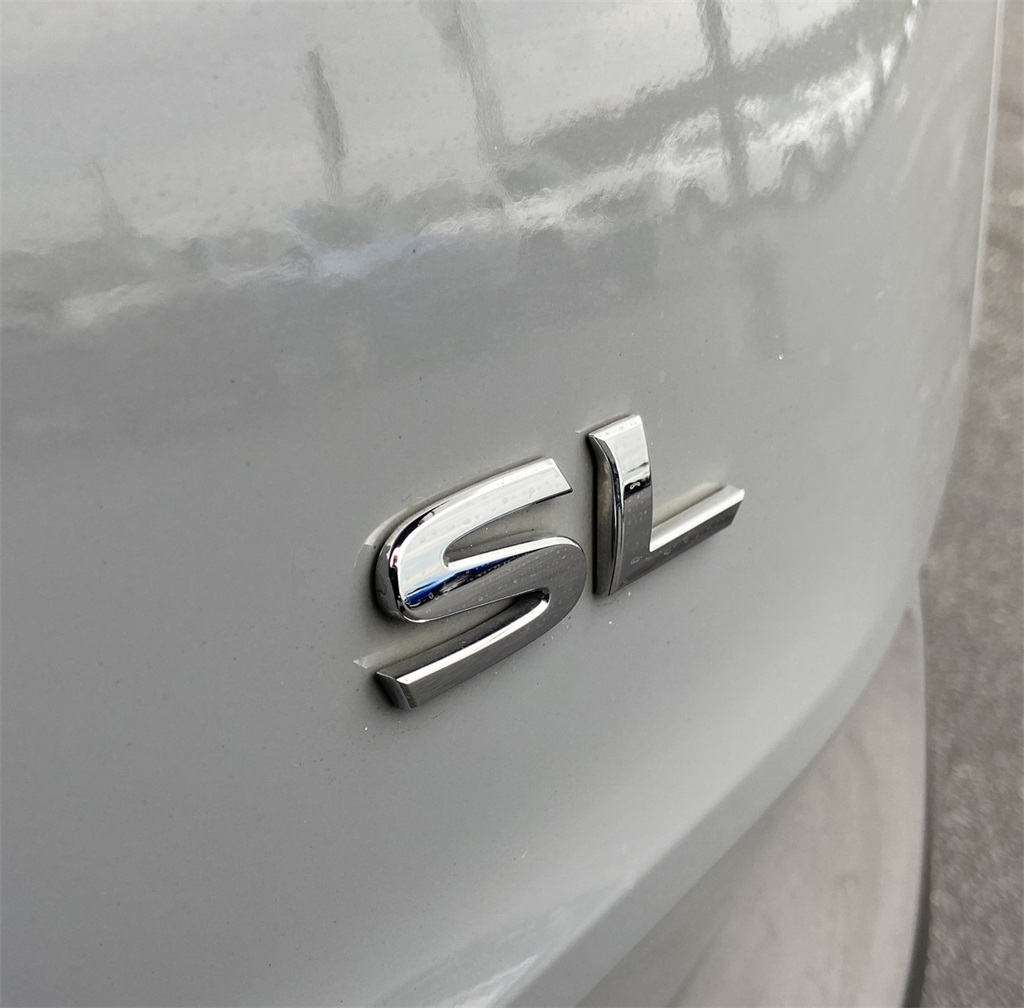 2021 Nissan Rogue SL photo 9