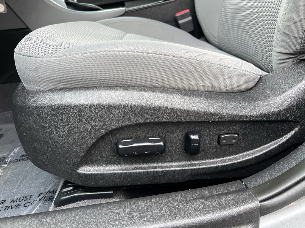 2013 Hyundai Sonata GLS photo 9