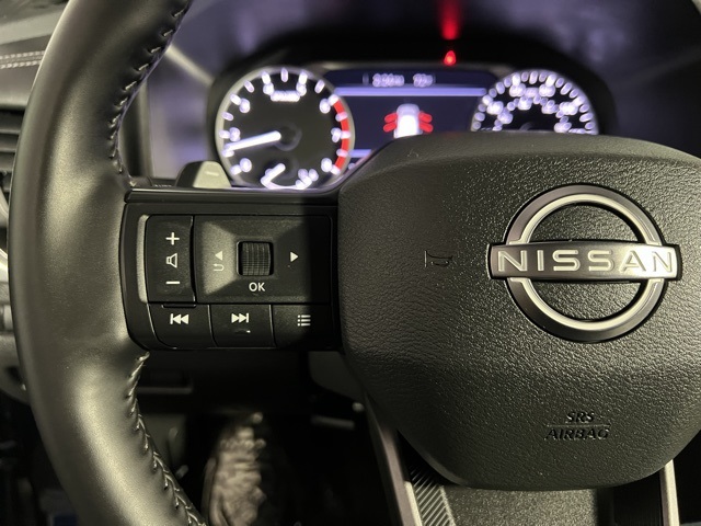 2025 Nissan Rogue SV photo 18
