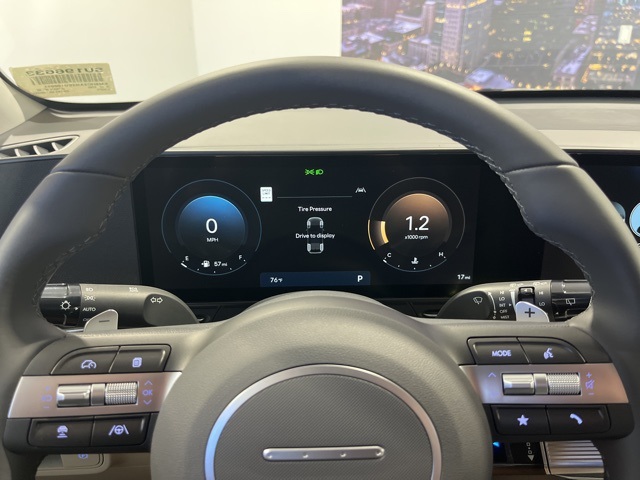 2025 Hyundai Kona SEL photo 17