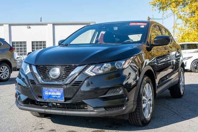 2021 Nissan Rogue Sport S photo 2