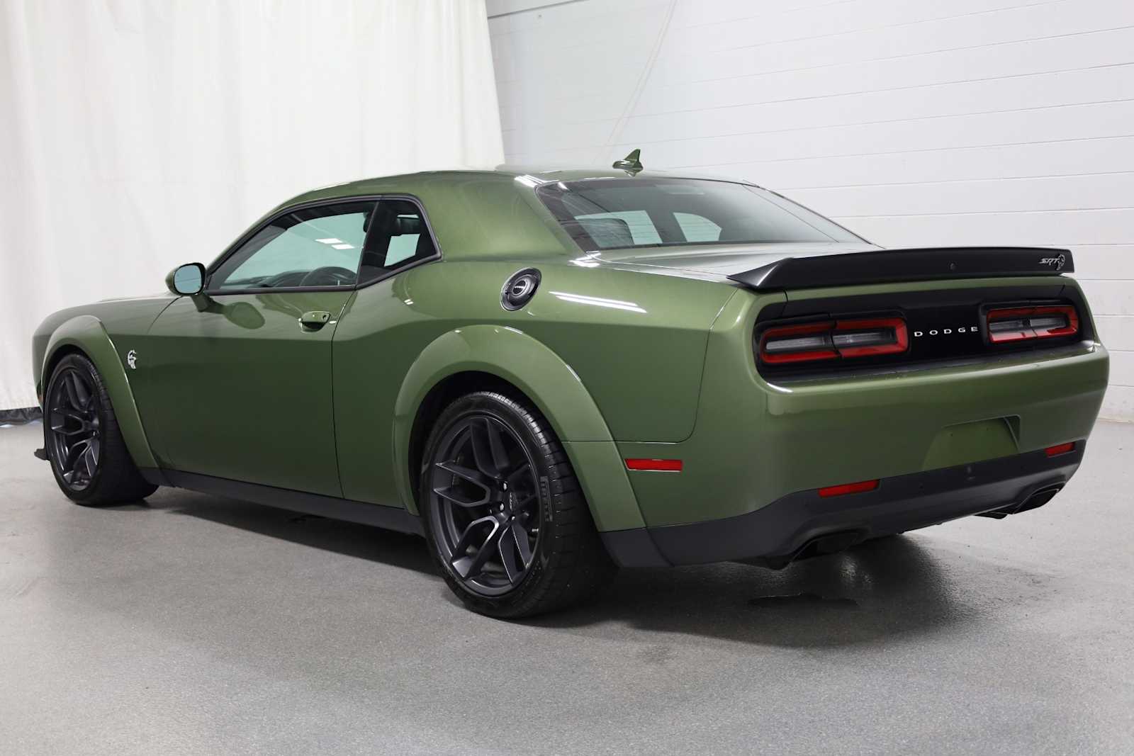 2018 Dodge Challenger SRT8 Hellcat Widebody photo 3