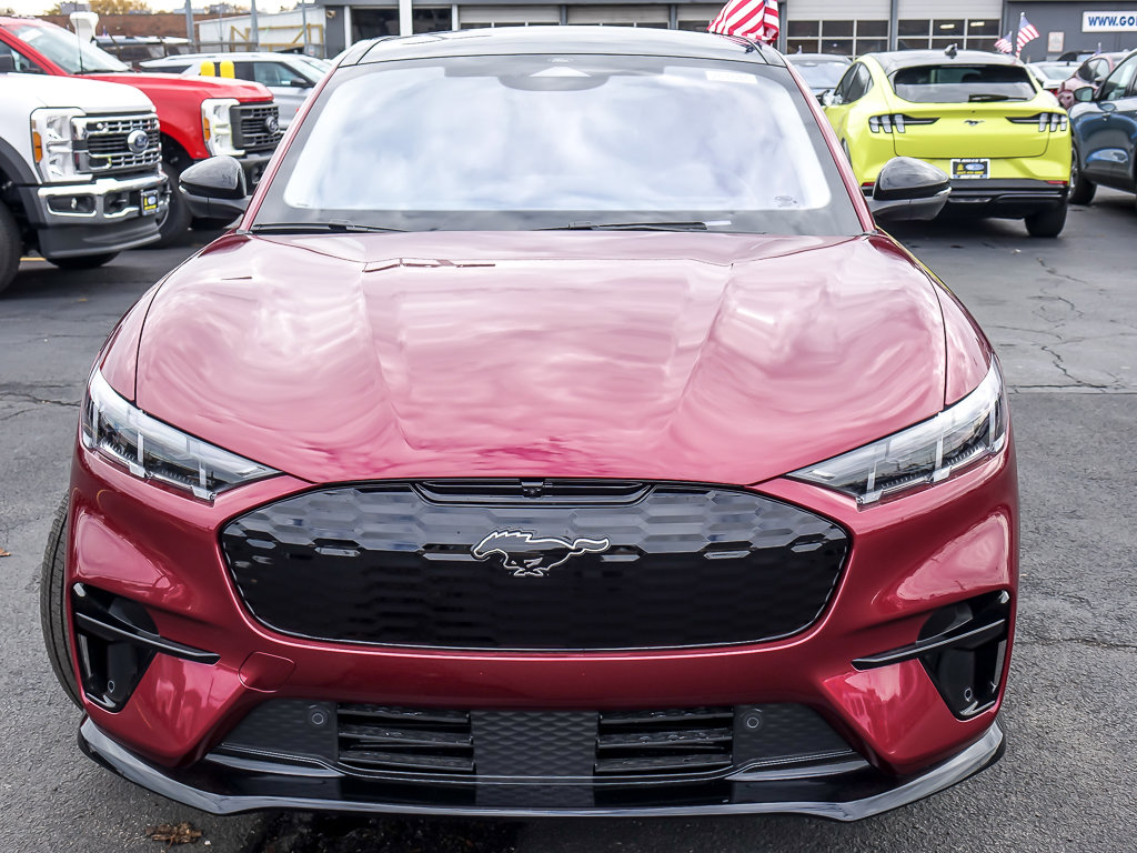 2025 FORD MUSTANG MACH-E - Image 4